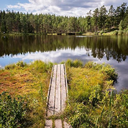 Отель First Camp Hokensas-Тидахольм Экстерьер фото